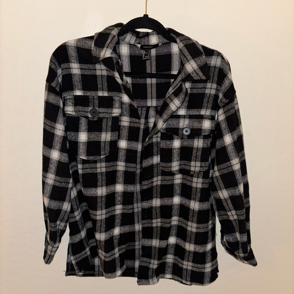 Forever 21 black and cream jacket